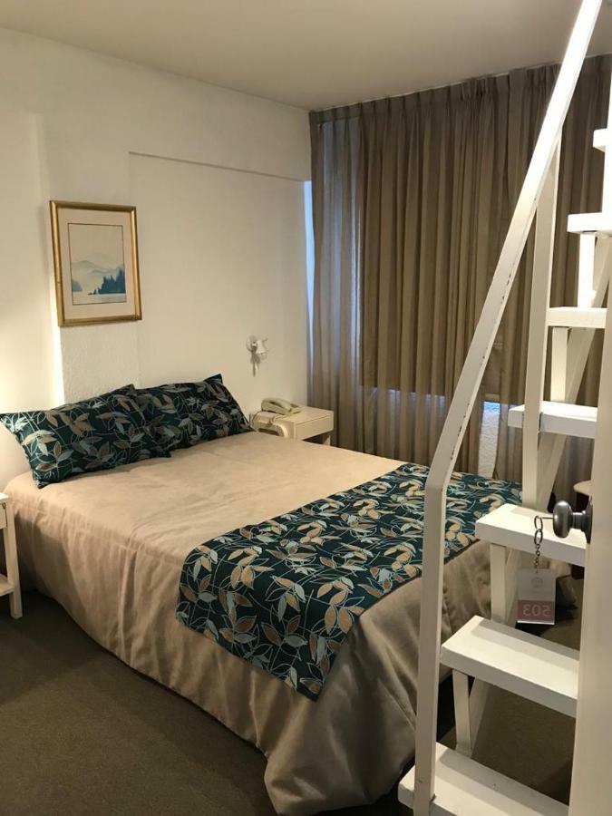 Hotel Bariloche Flat Bagian luar foto